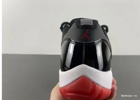 FV5104-006 11 “Bred” Low  FV5104-006  Jordan Air 0508